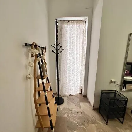 Apartment Ad Solem, *